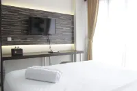 Modern & Contemporary Studio at Beverly Dago Apartment Near Itb