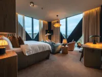 โรงแรมและรีสอร์ท Jacy'z โรงแรมใกล้สนามอูลเลวี