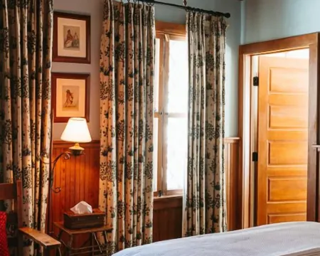 鹿山旅館 亨特酒店