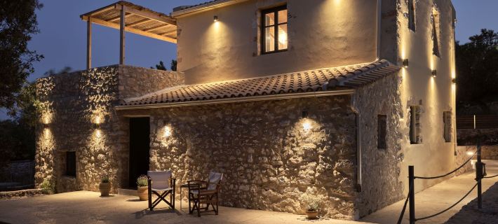 Dounias Village Home - Traditional Architecture & Modern Luxury, by ZanteWize Hotels in Elation