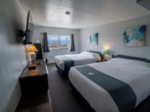 Uptowner Hotel Hotels in Central Kootenay