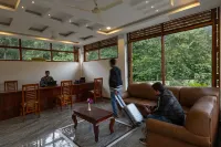 Avadale Thekkady - Stag Groups Not Allowed Hotels in Kumily