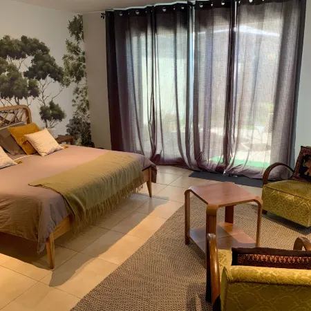 Chambre en Drôme Tropicale