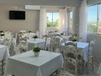 Ilha Forte Praia Hotel Hotels near Brava Beach