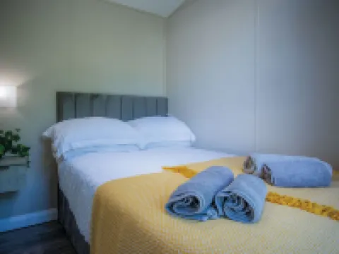 The Studio - 1 Bedroom Cabin - Amroth Hotels in Amroth