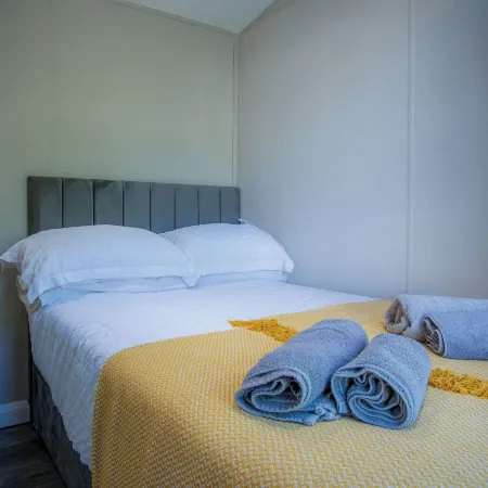 The Studio - 1 Bedroom Cabin - Amroth