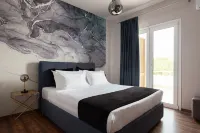 Glyfada Premium Residence - 4-Star