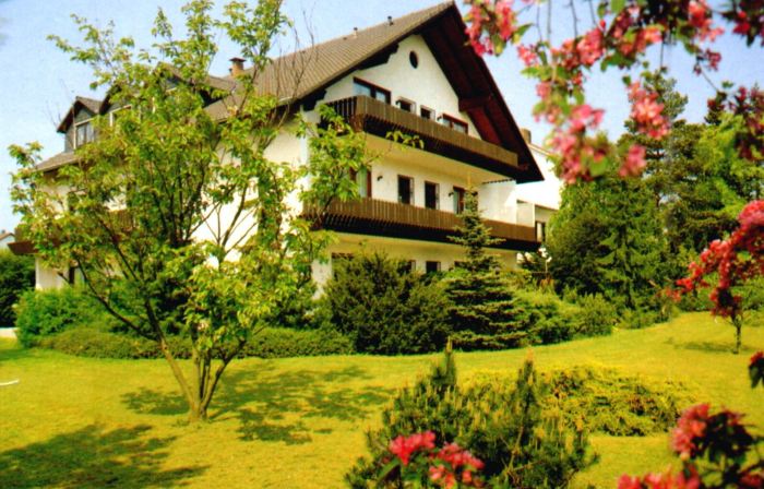 Landhotel Sonneneck - Breuna im Naturpark