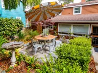 J Patrick Inn Hotels in Cambria