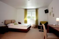 Les Portes de la Vallee Hotels in Ingersheim