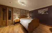 Chalet in Robertville Near Town Center