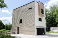 NEW CENTRAL PARK TOWNHOME w/ Golf Course view Across from Arnold's Park!