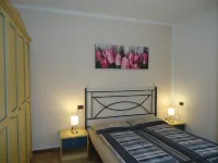 for 3-4 people, only 200m to the lake / beach, with garden, grill - Holiday Apartments