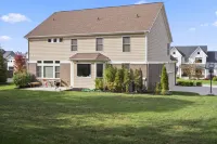 Fishers Bedroom Five Hotels in Fall Creek Township