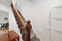Nama Stay – Spacious Family Retreat Near NYC Hotels in Jersey City