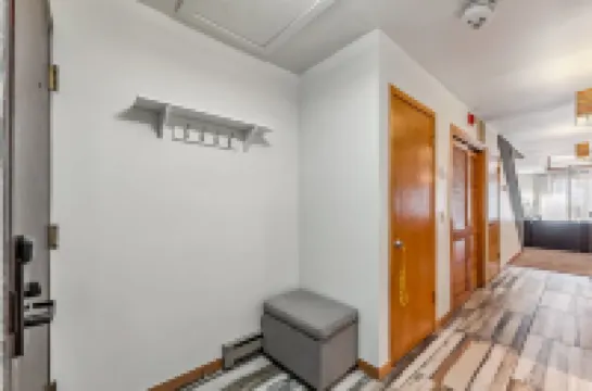 Inviting Retreat with Scenic Views and Cozy Amenities - Charming Getaway