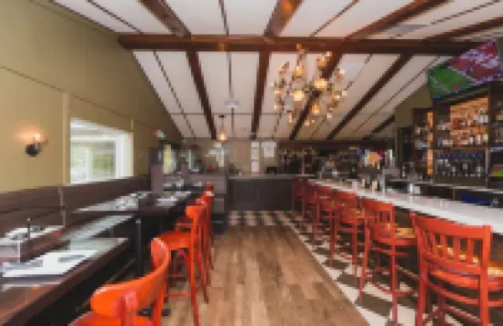 Cozy Retreat- Patio, Grill, Beach Access, Golf Nearby 布魯斯特酒店