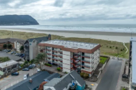 Oceanfront View and Beach Access - Gorgeous Coastal Sanctuary