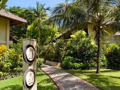 施設外観 メルキュール リゾート サヌールの写真