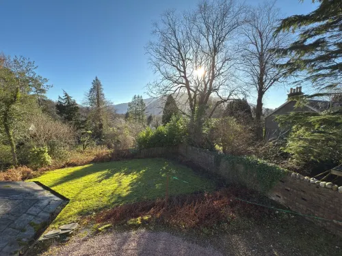 Highland Hideaway - fully refurbished 5 bedroom cottage near Glencoe