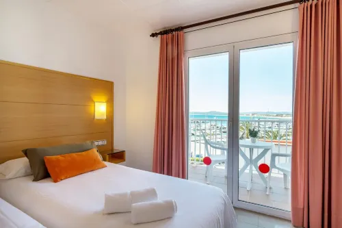 Hotel & Diving les Illes Hotels in L'Estartit
