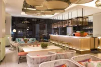Artotel Yogyakarta - bar