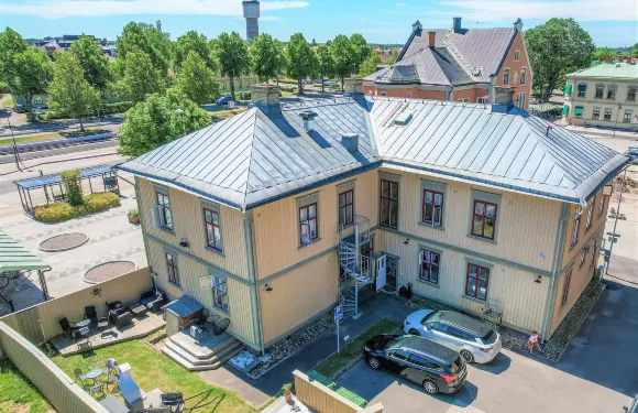 Järnvägshotellet B & B旅館