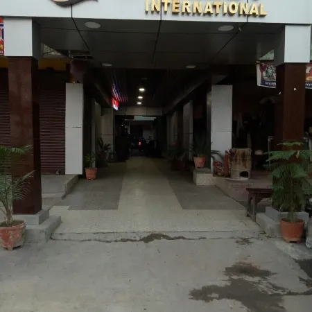 Hotel Embassy International