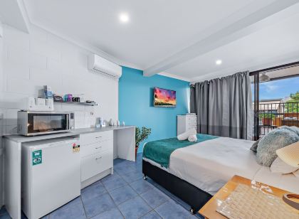 Airlie Sun & Sand Accommodation Studio #1