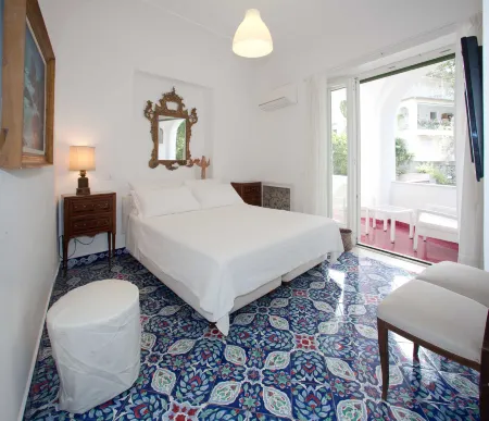 Villa Silia Отели в г. Капри