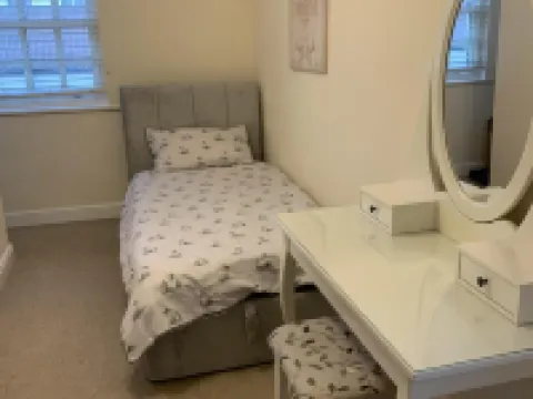 2-Bed Duplex Sleeps 3 with Fireplace Hotels in Bawtry