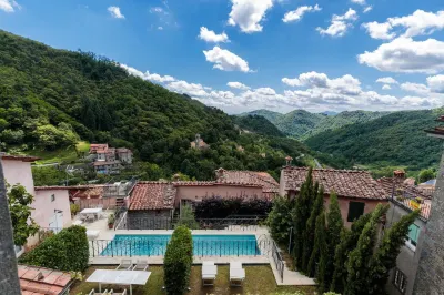 Palazzo Giusti in Pescaglia Hotels near Chiesa dei Santi Pietro e Paolo