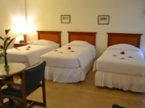 West Plaza Malakal Hotel berhampiran Belau National Museum