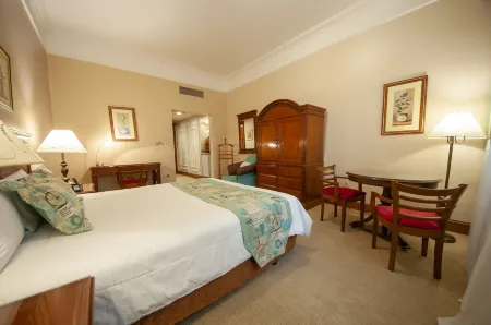 Granados Park Hotel Отели рядом с достопримечательностью «Ботанический сад Асунсьона»