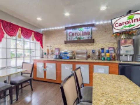 Carolina Lodge Hotels in Barnwell