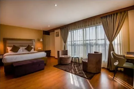 Yashshree Imperial Отели в г. Силигри