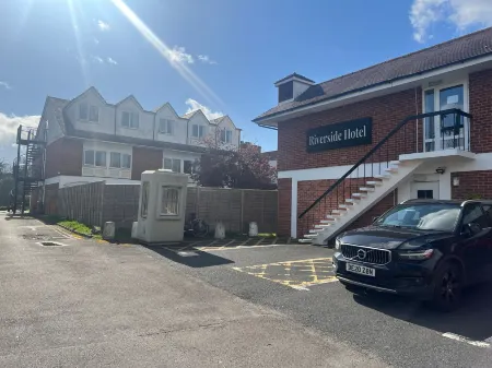 Riverside Hotel Отели в г. Уорвик
