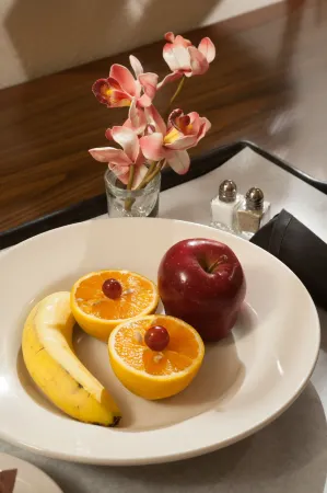 Hilton Garden Inn Tulsa Airport Отели рядом с достопримечательностью «Tandy School of Computer Science»