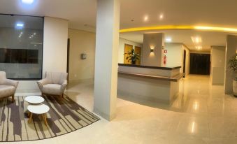 Izzy Hotel