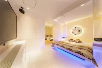 岐阜阿爾提亞華麗 i 度假村 - 限成人 各務原市住宿飯店