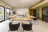 Golden Tulip Martigues - Provence Hotels in Martigues