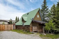 Ravens Heart Cabin Hotels in 