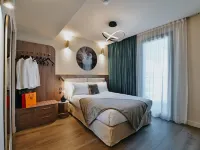 Keystone Hôtel & Spa Hotels near Confluence