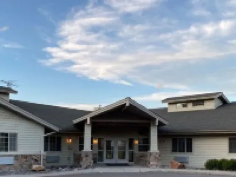 Red Rock Lodge Hotels in Custer County