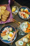 ビオロゲン・ヘルドラ - 朝食