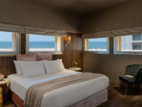 Leonardo Gordon Beach Hotels near Rabin Square