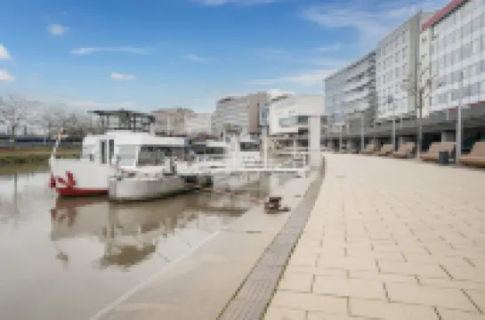 Limehome Saarbrücken Berliner Promenade Hotels in Saarbruecken