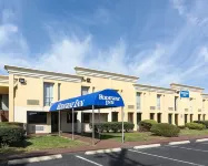 Rodeway Inn Joint Base Andrews Area Các khách sạn ở Clinton
