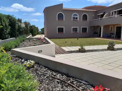 Casa Rosa Montes Hôtels à : Praia da Luz