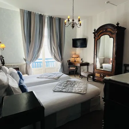 Hôtel-Restaurant Printania Hotels in Dinard